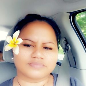 Meet your Posher, Farrah